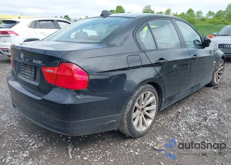 2009 BMW 328I xDrive z USA, uszkodzony, nr VIN WBAPK53599A510719